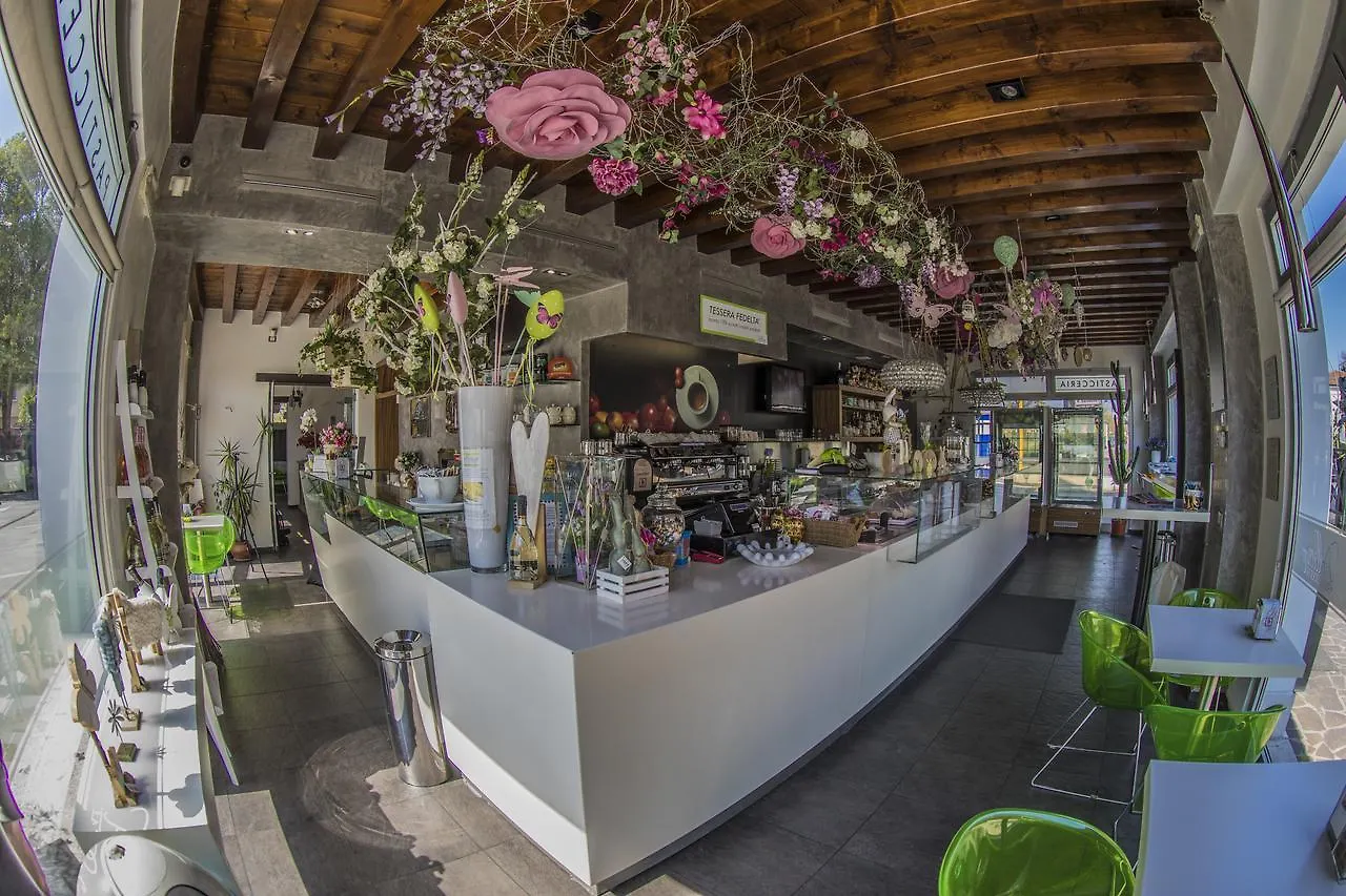 ***  Hotel A Casa Di V-Ale Treviso Italien